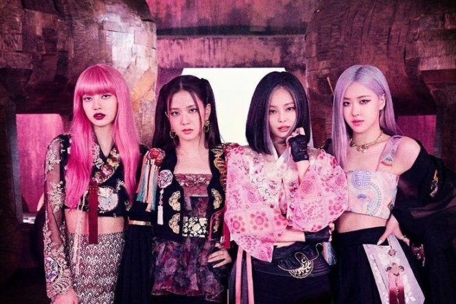 
 BLACKPINK Lisa, Jisoo, Jennie, dan Rose (dari kiri ke kanan). Foto: instagram.com/@blackpinkofficial