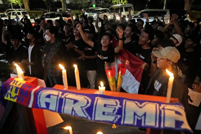 
 Tragedi Stadion Kanjuruhan, Sepak Bola Dunia “Mengheningkan Cipta”