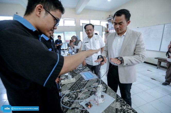 
 Kadisdik Jabar, Wahyu Mijaya menghadiri 