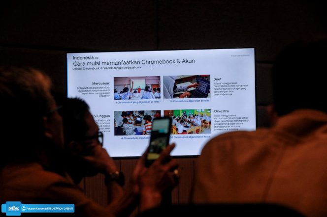 
 Lokakarya “Cara Baru untuk Belajar” yang diinisiasi oleh Google of Education Indonesia di Hotel Mercure, Kota Bandung,  dihadiri  Kadisdik Jabar, Wahyu Mijaya, Selasa (10/10/2023). Foto : Istimewa.