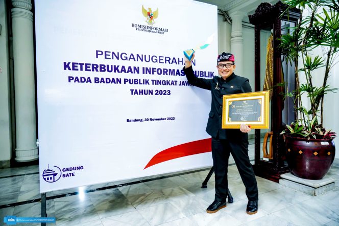 
 Disdik Jabar Raih Penghargaan Anugerah Keterbukaan Informasi Publik 2023