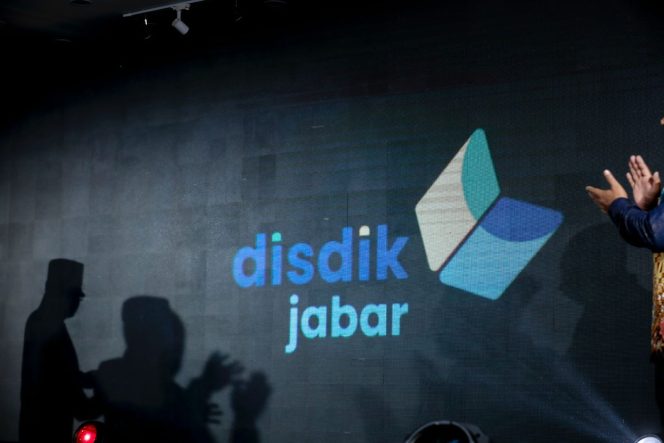 
 Disdik Jabar meluncurkan 